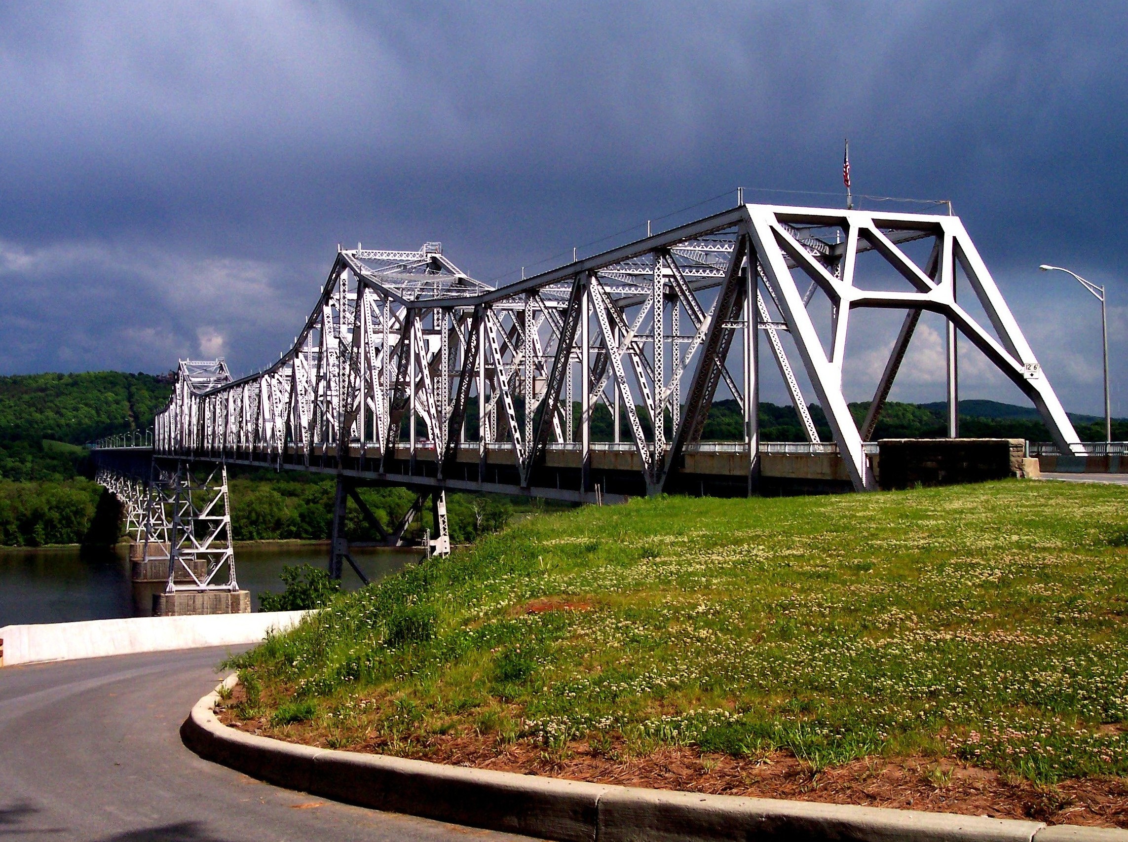 Rip Van Winkle Bridge History Facts